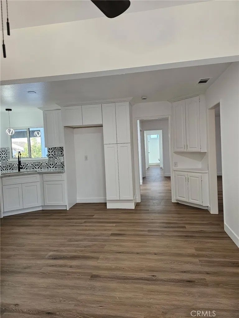 26065 Chambers