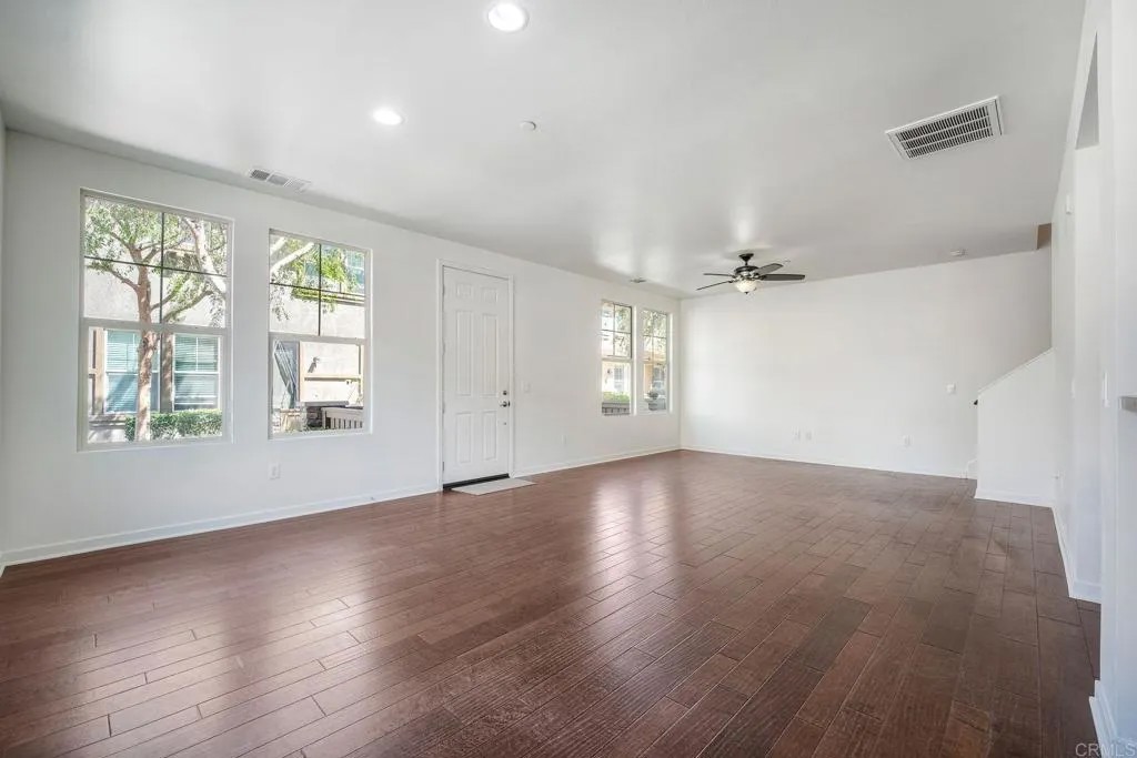 10653 Golden Willow 143