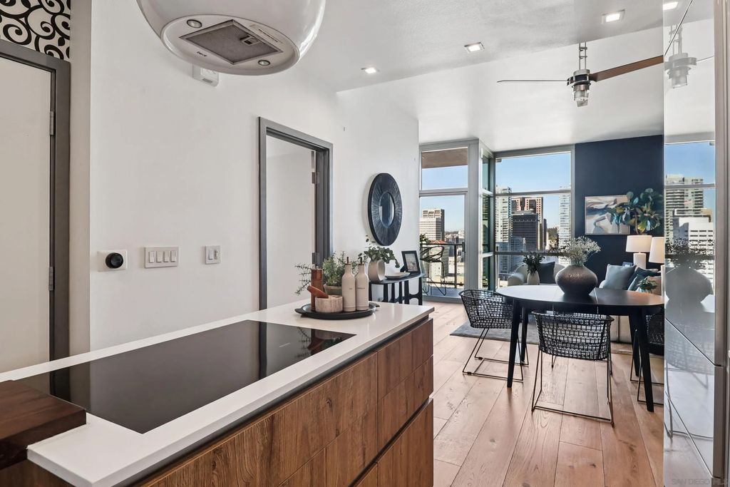 Photo of 800 The Mark Ln #2703, San Diego, CA 92101 (MLS # 250044757)