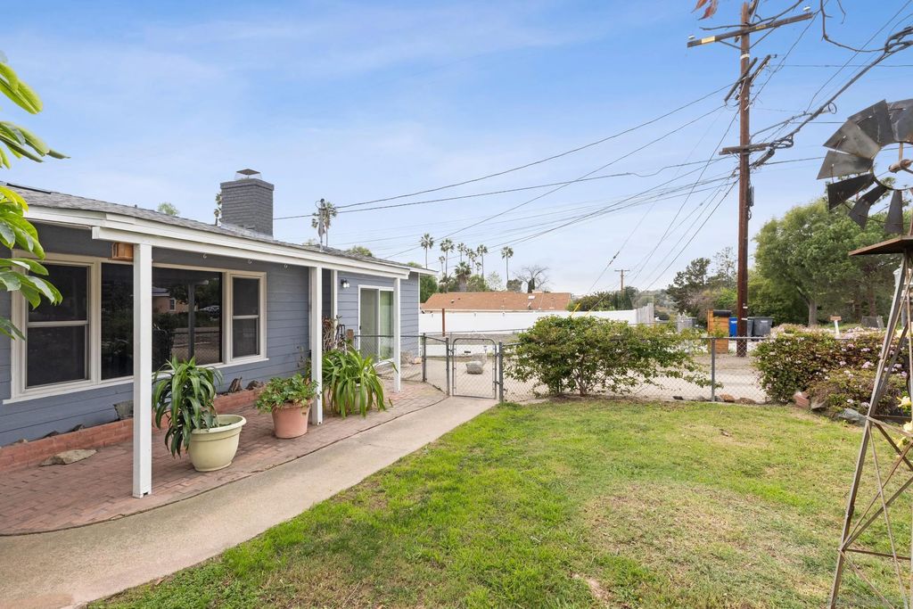 Photo of 9969 Sierra Madre Rd, Spring Valley, CA 91977 (MLS # 260003623)