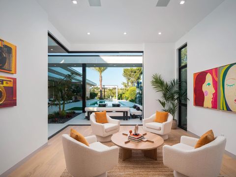 Tiny photo for 6283 La Jolla Scenic Drive S Dr, San Diego, CA 92037 (MLS # 250043137)