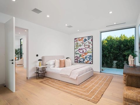 Tiny photo for 6283 La Jolla Scenic Drive S Dr, San Diego, CA 92037 (MLS # 250043137)