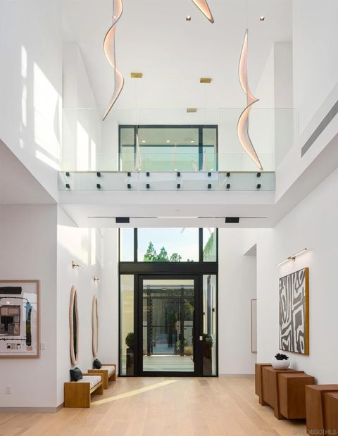 Tiny photo for 6283 La Jolla Scenic Drive S Dr, San Diego, CA 92037 (MLS # 250043137)