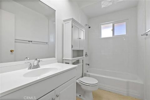 Tiny photo for 900 Cherry Hills Drive, Bakersfield, CA 93309 (MLS # SR25251708)