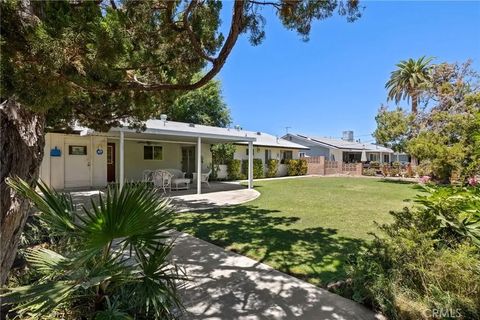 Tiny photo for 900 Cherry Hills Drive, Bakersfield, CA 93309 (MLS # SR25251708)