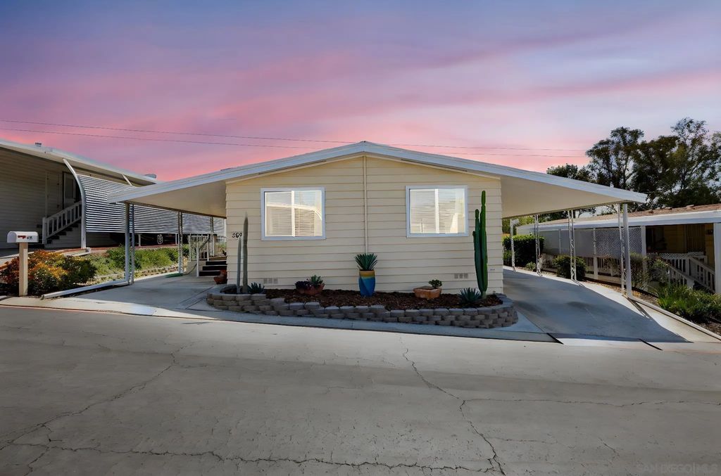 Photo of 1401 W El Norte Pkwy #SPC 309, San Marcos, CA 92069 (MLS # 250039129)