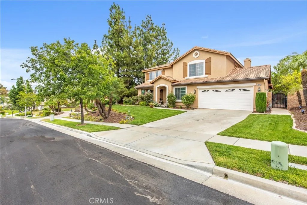 4015 Belfry Cir