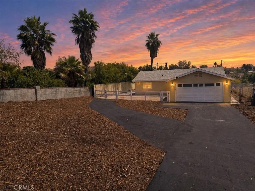 Photo of 28330 Hampshire Drive, Menifee, CA 92587 (MLS # IG26092987)