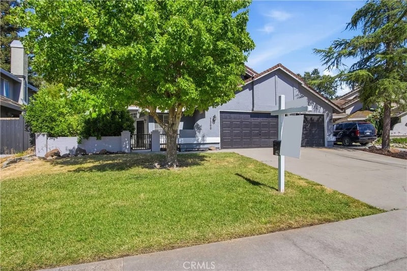 7300 Saltgrass