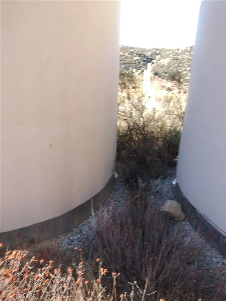 48750 Leaning Rock