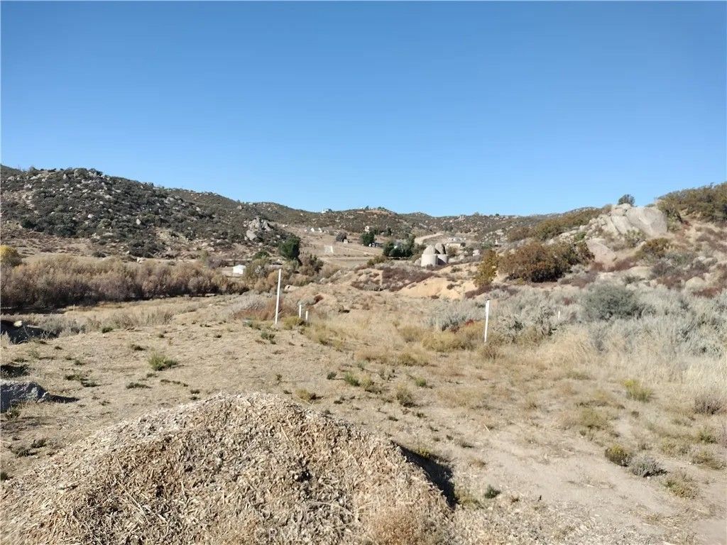 Photo of 48750 Leaning Rock Ct, Aguanga, CA 92536 (MLS # PW25246222)