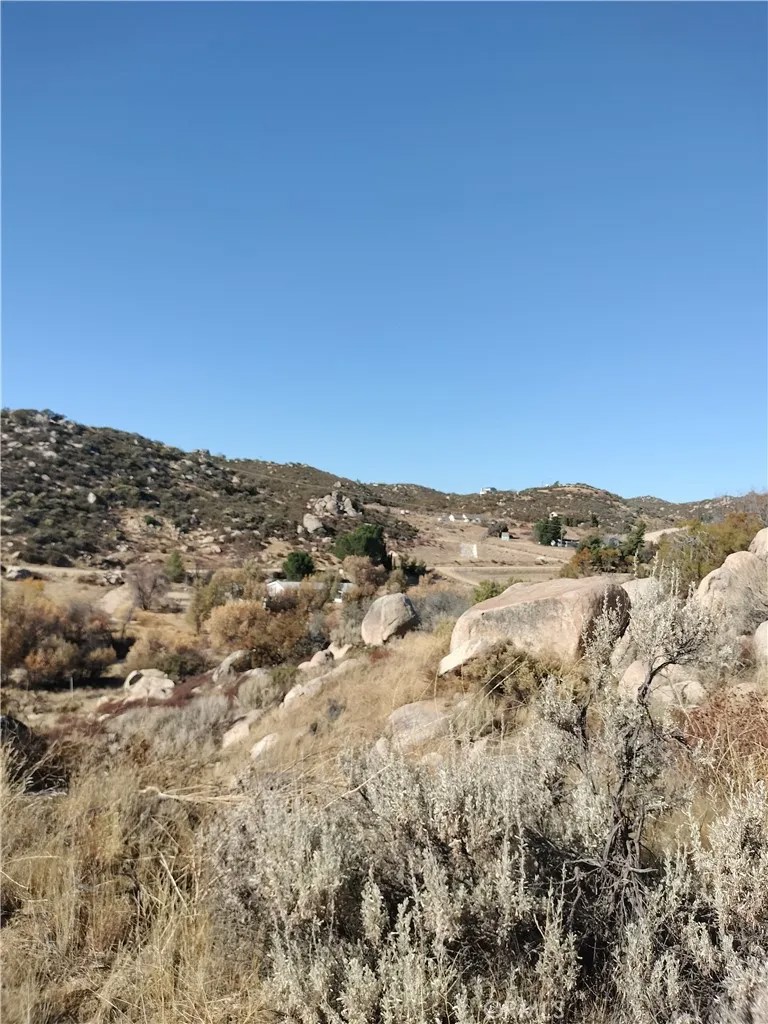 48750 Leaning Rock