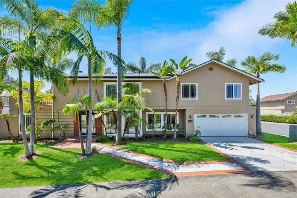 Photo of 22702 Islamare Ln, Lake Forest, CA 92630 (MLS # OC26064047)