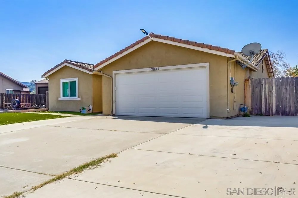 2851 Geise Ct