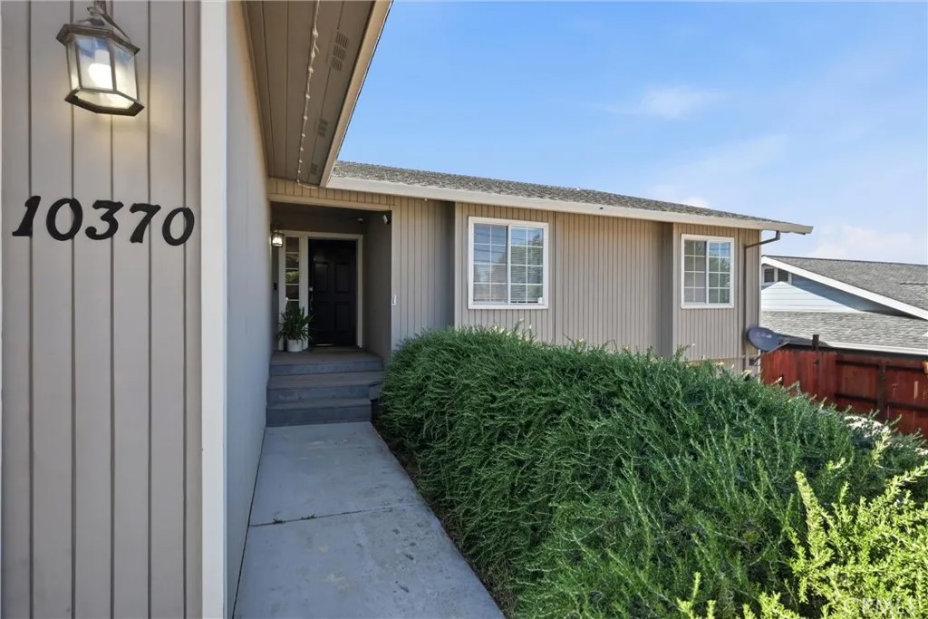 10370 Fairway Drive