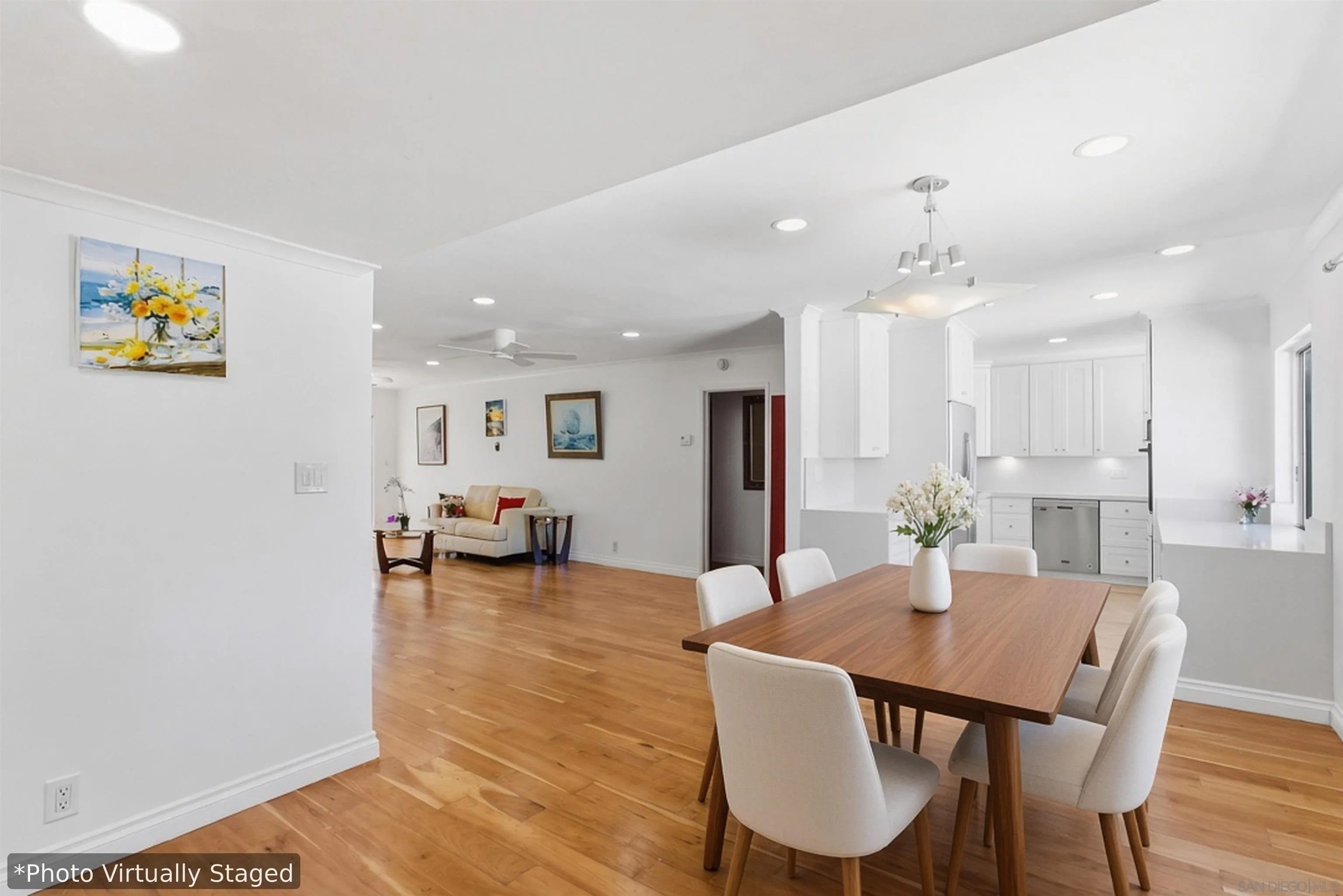 2352 Torrey Pines Rd Unit 9