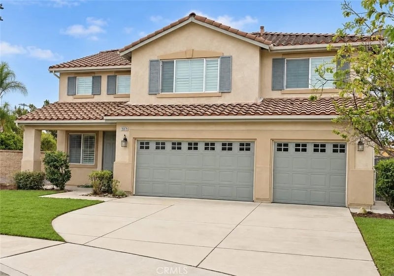 15979 Ludlow
