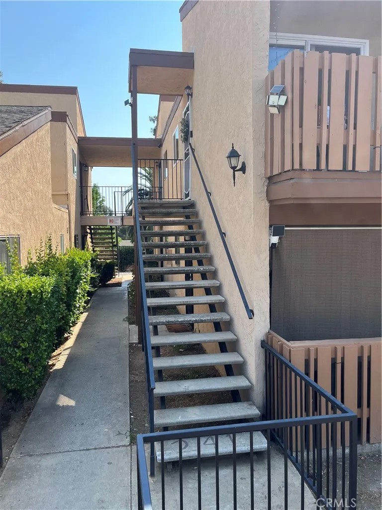 1051 Rock Springs 241