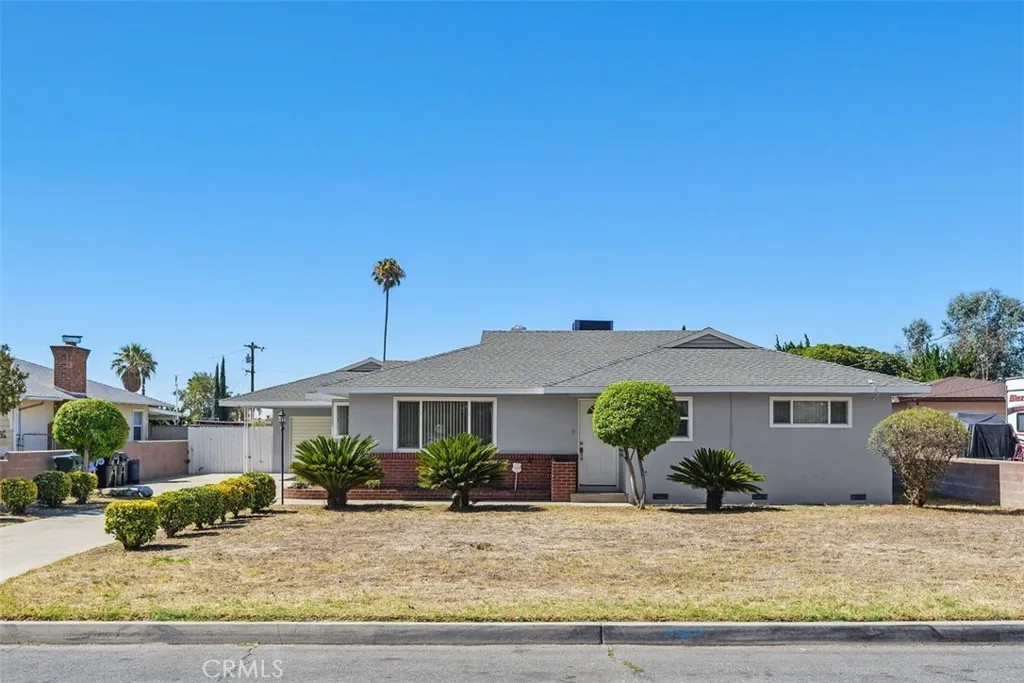 417 E Cornell