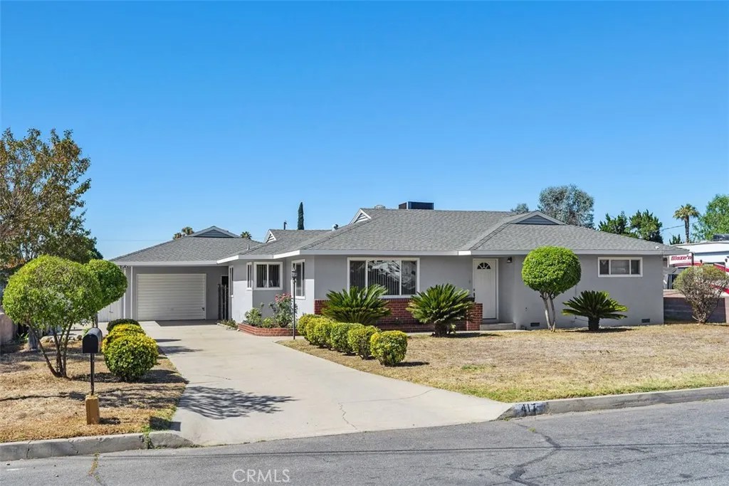 417 E Cornell