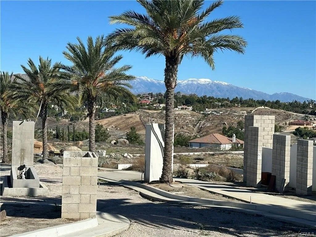 Photo of 7570 Spencer Ct, Riverside, CA 92506 (MLS # TR26021965)