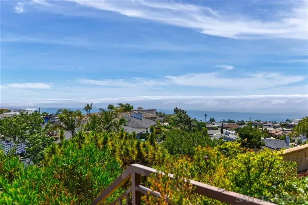 La Jolla, California 92037, United States, 4 Bedrooms Bedrooms, ,3 BathroomsBathrooms,Residential,Active,199591