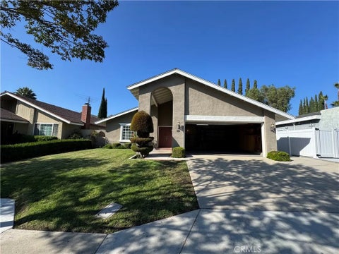 Photo of 6047 Kingsbriar DR, Yorba Linda, CA 92886 (MLS # OC26121378)