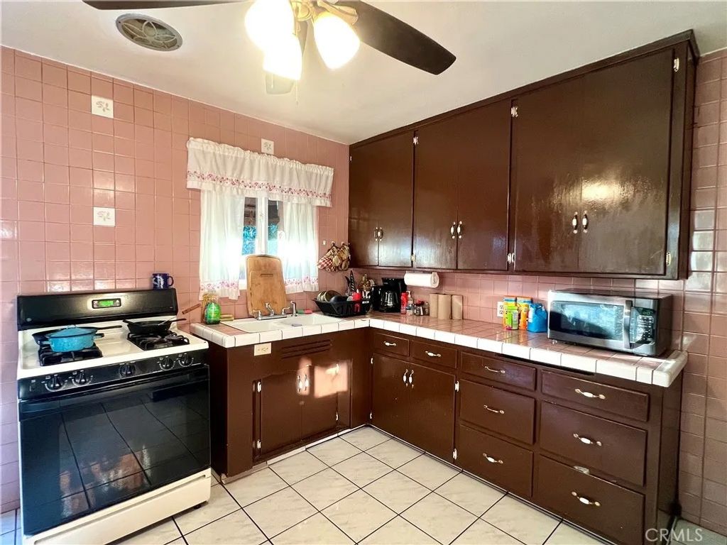 Photo of 5941 Stanton Ave, Buena Park, CA 90621 (MLS # SB26033086)