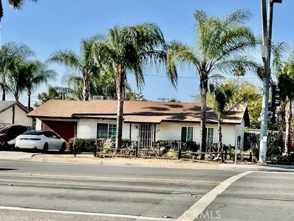Photo of 40238 Stetson Avenue, Hemet, CA 92543 (MLS # SW26076021)