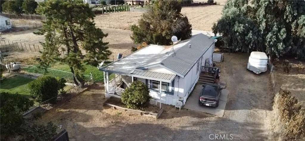 2232 E Bellevue