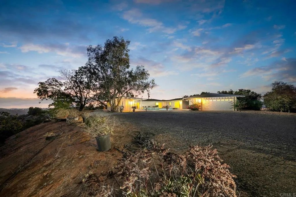11961 Mesa Verde Drive