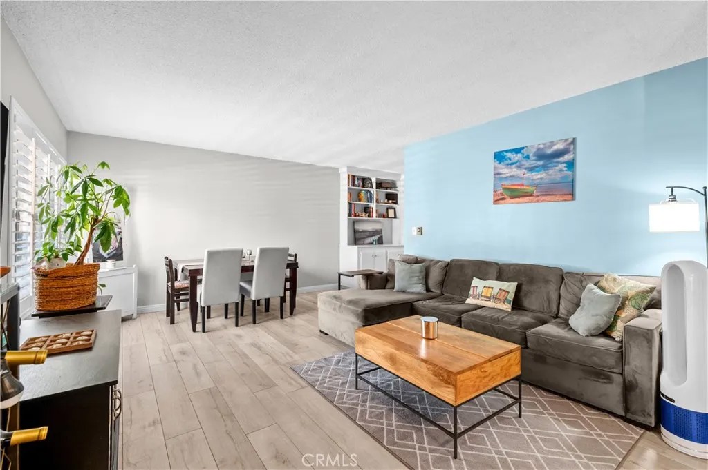 333 Junipero Avenue 1C