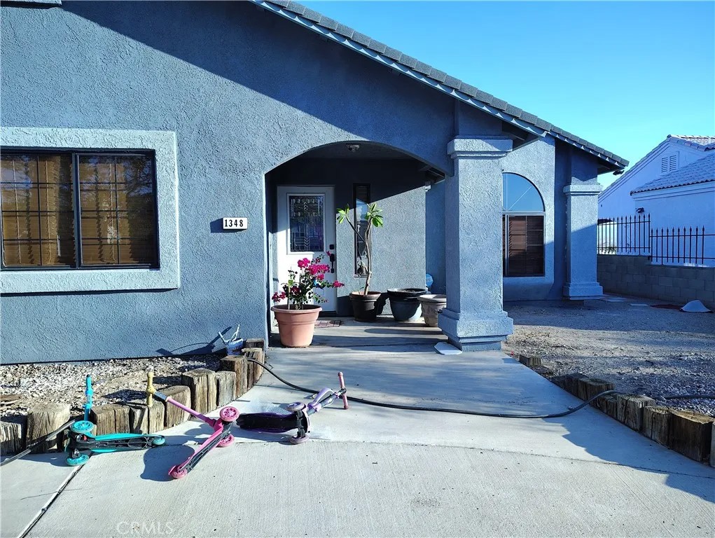 1348 Redwood