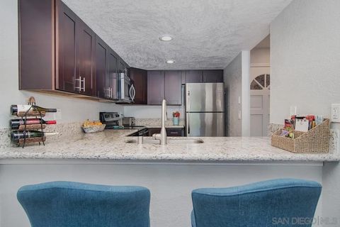 Tiny photo for 4494 Mentone St #6, San Diego, CA 92107 (MLS # 250036698)