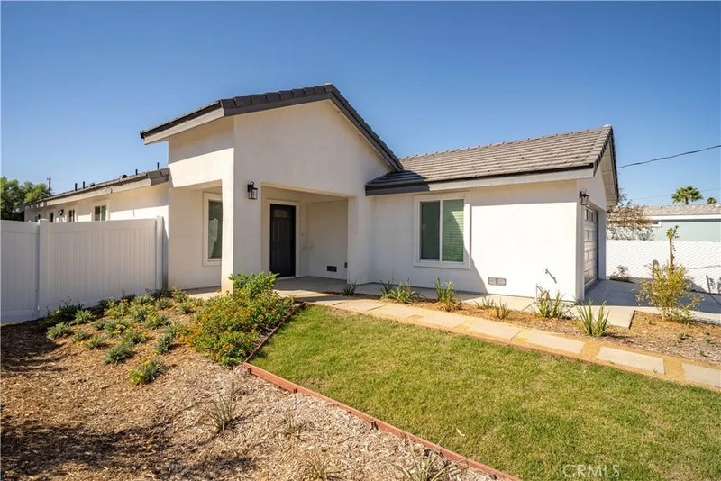 336 E Mead