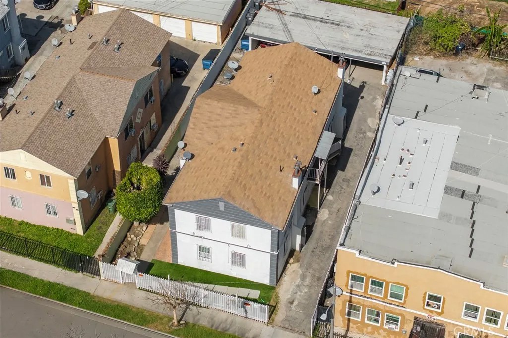 313 W Magnolia