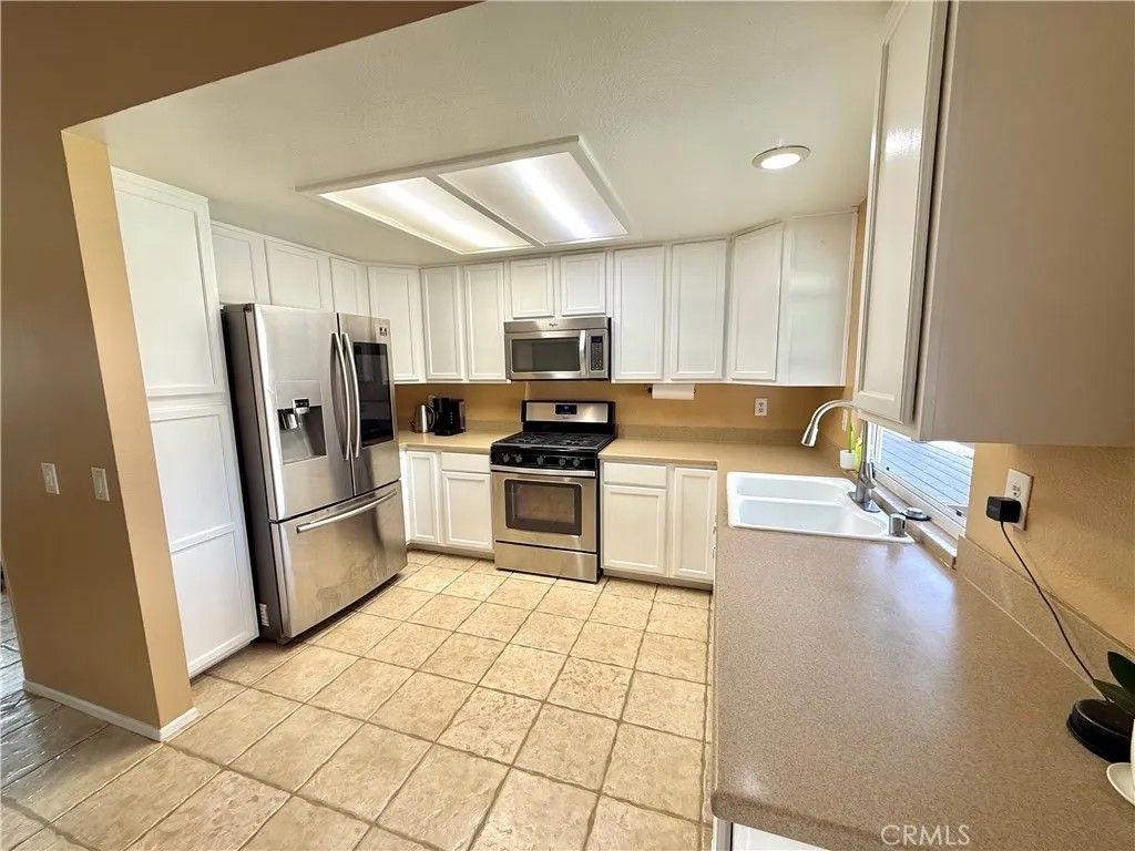 11703 Black Hawk Lane