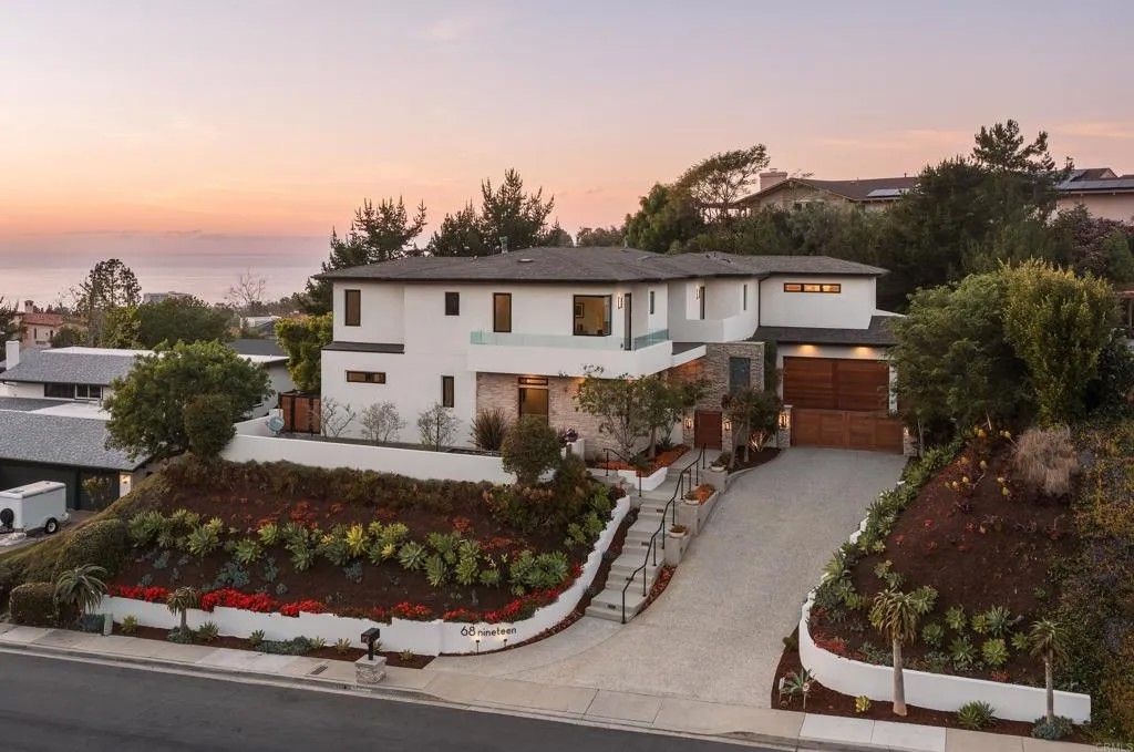 Photo of 6819 Paseo Laredo, La Jolla, CA 92037 (MLS # NDP2602462)