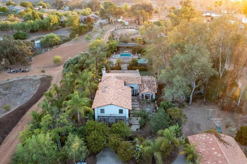 20276 Rancho Villa Road