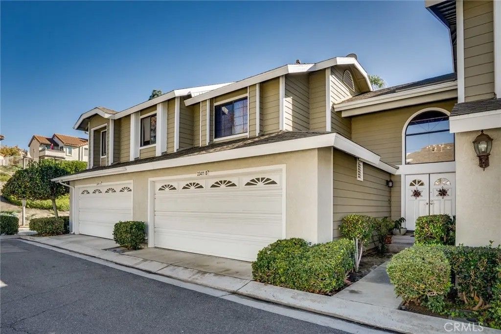 Photo of 23411 Via Linda #B, Mission Viejo, CA 92691 (MLS # OC25271145)