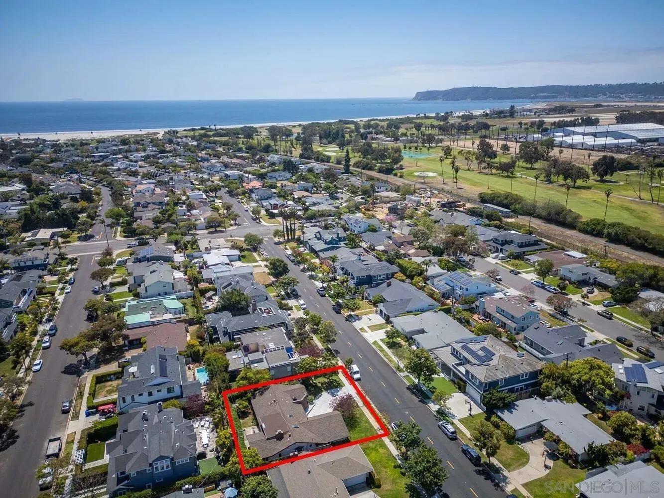 Coronado, California 92118, United States, 3 Bedrooms Bedrooms, ,4 BathroomsBathrooms,Residential,Pending,118073