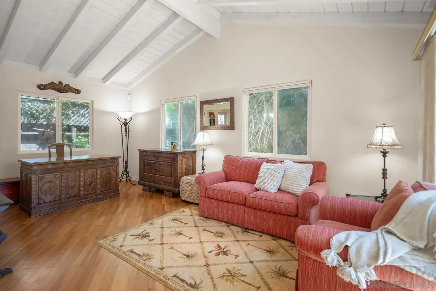 Coronado, California 92118, United States, 3 Bedrooms Bedrooms, ,4 BathroomsBathrooms,Residential,Pending,118073