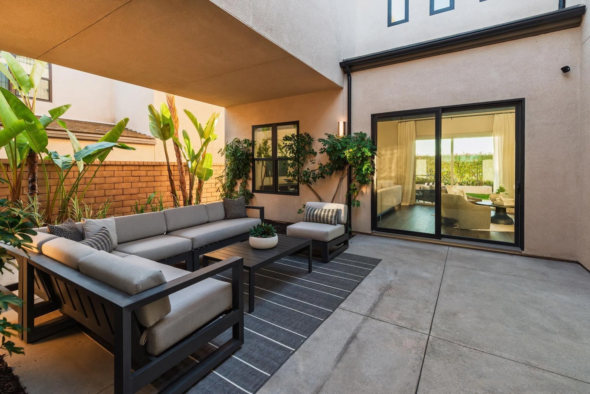 13722 Canyon Loop Trl