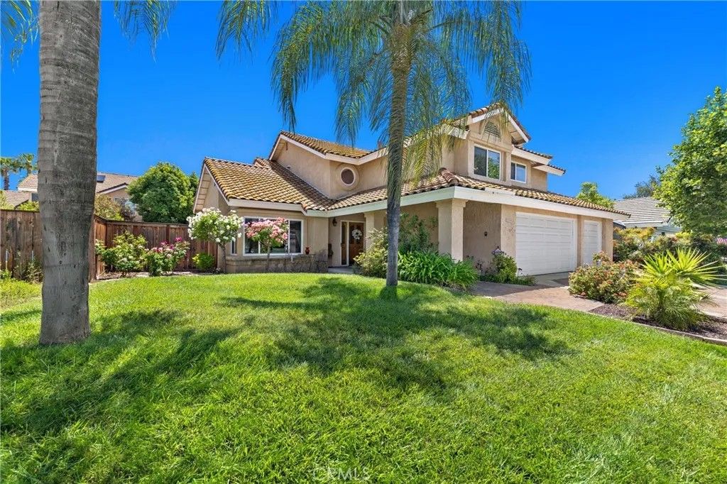 Photo of 25410 Blackthorne Drive, Murrieta, CA 92563 (MLS # SW26091771)