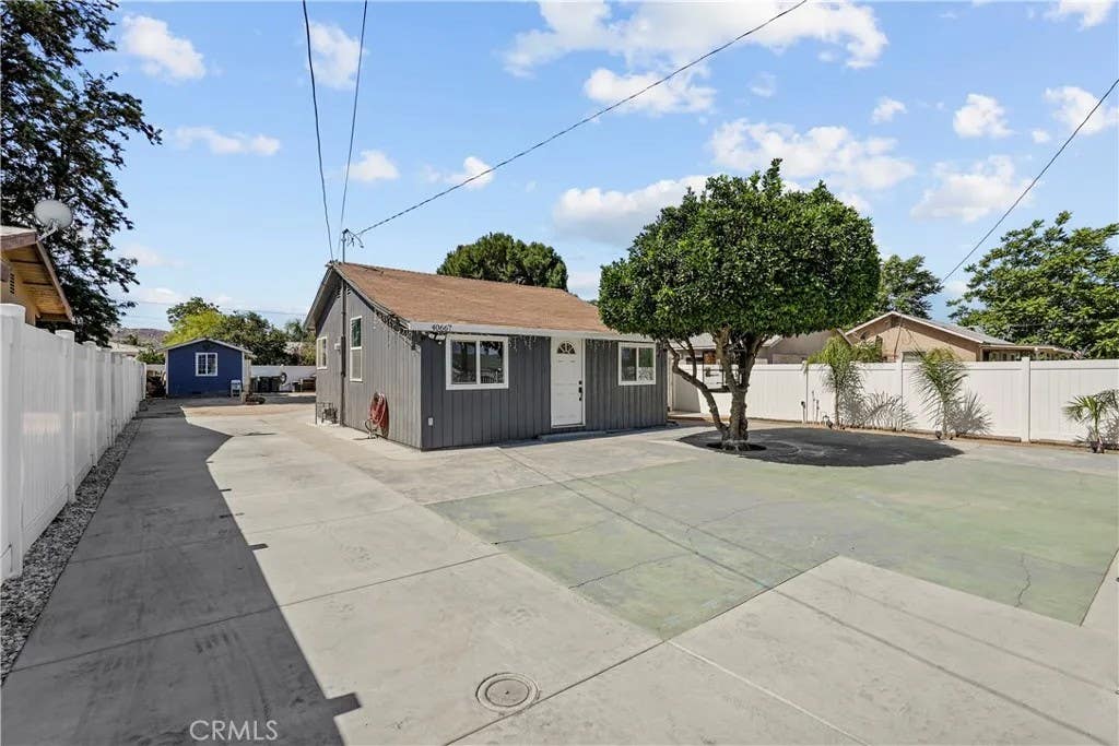 Photo of 40667 Mayberry AVE, Hemet, CA 92544 (MLS # IV26109876)