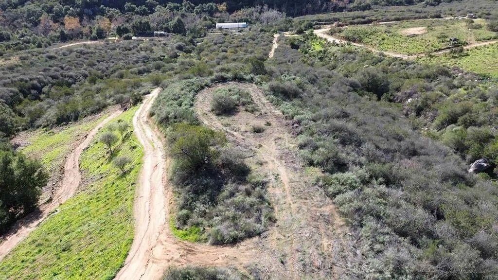 Photo of De Luz Murrieta, Fallbrook, CA 92028 (MLS # NDP2600299)