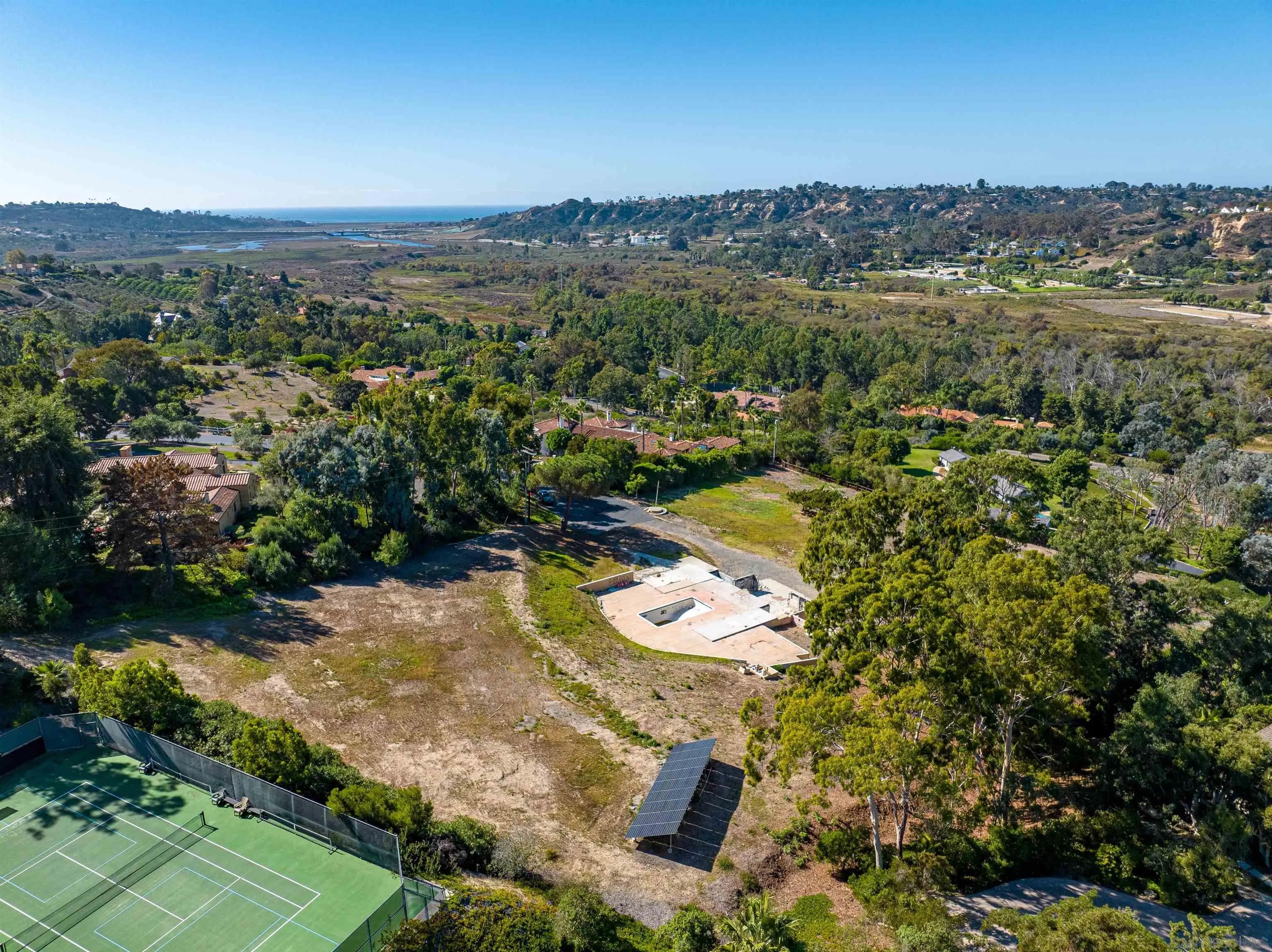 4397 Camino Privado 0