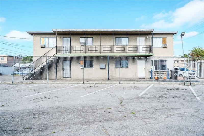 1378 E Vernon