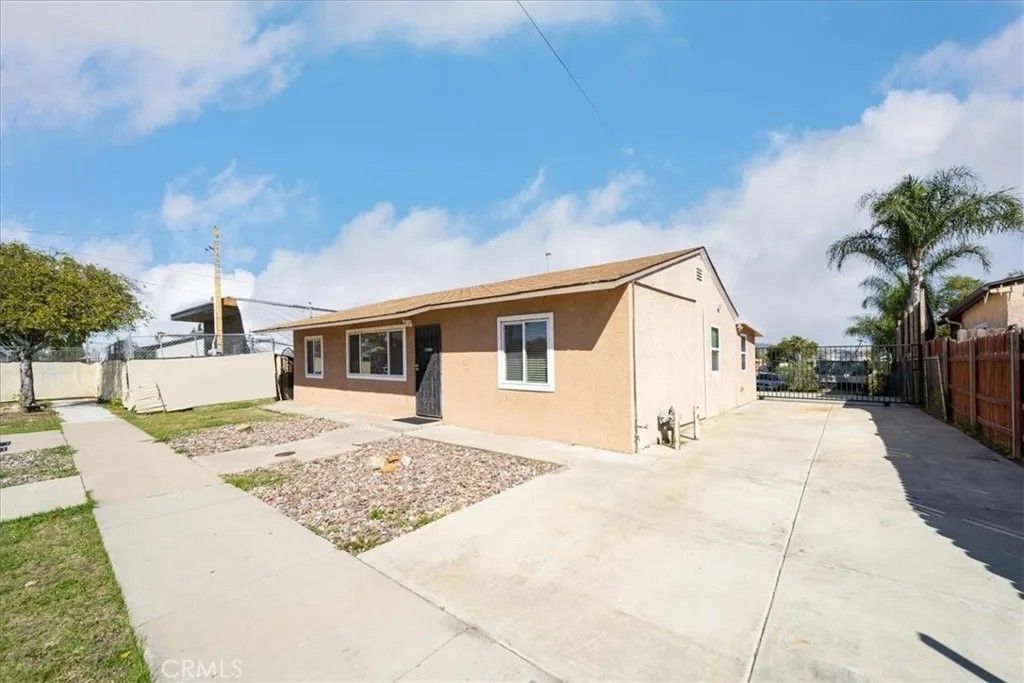 Photo of 811 Jacumba St, San Diego, CA 92114 (MLS # SW26042647)