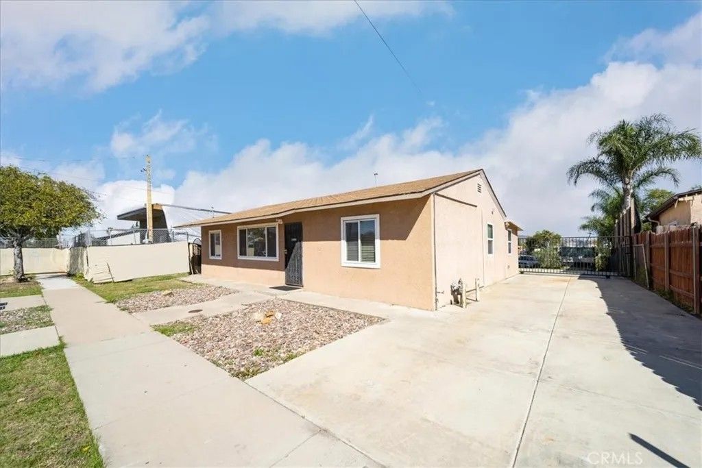Photo of 811 Jacumba St, San Diego, CA 92114 (MLS # SW26042647)
